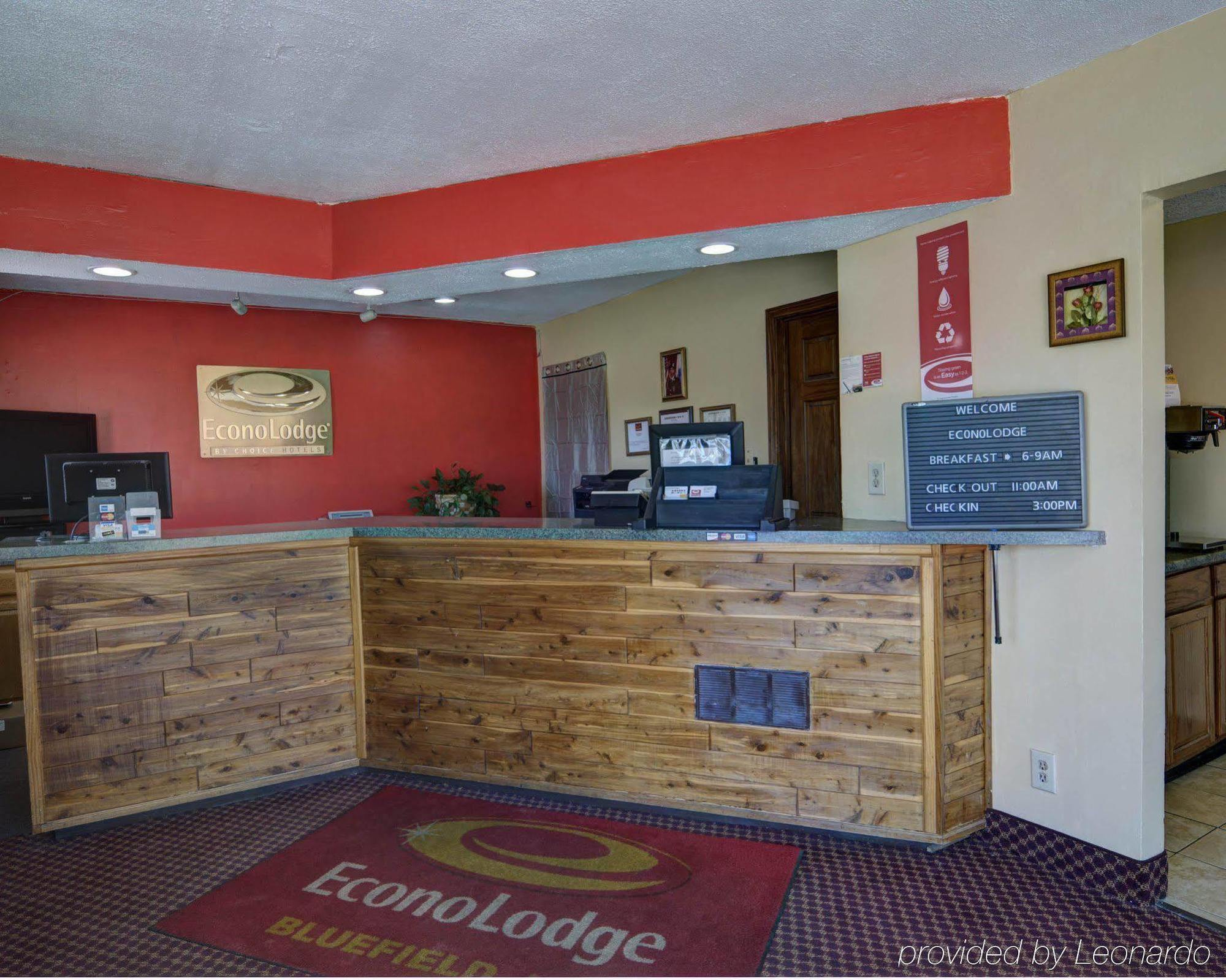 Econo Lodge Near Bluefield College Buitenkant foto